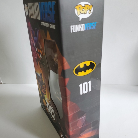 POP FUNKOVERSE STRATEGY GAME DC 101 AGES 10+ 2 PLA - Picture 3 of 4